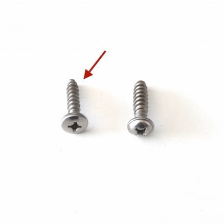 board-and-sail-hardwarefootstrap-screw-standard.jpg